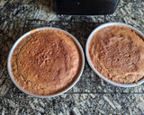 Foto del paso 4 de la receta: Torta rellena de chocolate decorada con chantilly de chocolate