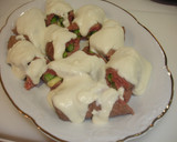 Foto del paso 9 de la receta: Ternera rellena de espárragos y ajos tiernos con salsa de queso