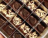 Foto langkah ke 6 dari resep Triple Chocolate Fudgy Brownies.