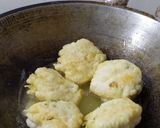 Foto langkah ke 3 dari resep Cireng Daun Bawang.