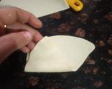 A picture of step 11 of Sweet dry fruit samosa.