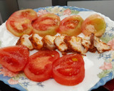 Foto del paso 9 de la receta: Ensalada sencilla de tomate y rape alangostado