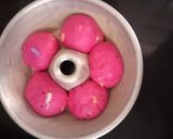 Foto langkah ke 6 dari resep Roti Sobek Buah Naga.