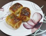 A picture of step 4 of Stuff Dinner Rolls.