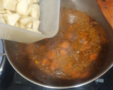 Foto del paso 8 de la receta: Estofado de ternera con patata y alcachofa
