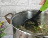 Foto langkah ke 3 dari resep Kuah Bakso Tanpa Daging.
