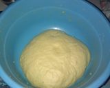 Foto langkah ke 2 dari resep Donat Maizena.