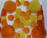 A picture of step 5 of Jelly made from gelatin powder.