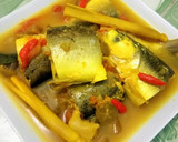 Foto langkah ke 5 dari resep 31. Asem - Asem Bandeng Belimbing Wuluh.