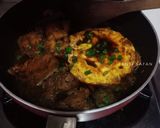 Foto langkah ke 4 dari resep Ayam Telor masak kecap.