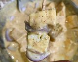 A picture of step 3 of Paneer tikka (dry).