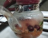 عکس مرحله 1 از دستور دمنوش عناب و به