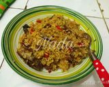 Foto langkah ke 3 dari resep Nasi goreng bebek dan telur pedas.
