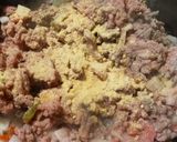 A picture of step 3 of Morefold Meat-Beans Soup.
