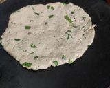 A picture of step 4 of Methi jowar ki roti.