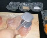 A picture of step 1 of Chicken steak with mushroom sauce.