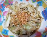 รูปขั้นตอนการทำที่ 4 ของ กะหล่ำปลีผัดไข่ใส่หมูสับ