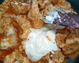 A picture of step 6 of Mughal chicken curry.