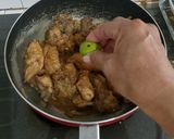 Foto langkah ke 6 dari resep Ayam Goreng Saos Mentega.