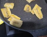 Foto langkah ke 2 dari resep Banana Roll.