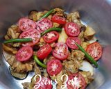 A picture of step 6 of Chicken Maqlooba/Palestinian Flipped Upside Down Rice Dish.