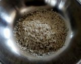 A picture of step 1 of Papad Poha (Roasted).