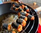 A picture of step 8 of Crispy Chicken Seaweed Rolls.