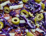 Foto del paso 4 de la receta: Tomate, apio, olivas y col