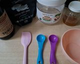 Foto del paso 1 de la receta: Chocolate casero endulzado con miel de abejas 🍫🥥🐝🍯Chocolatina de cacao puro, aceite de coco y miel