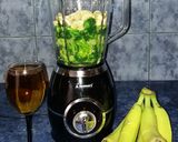 Zöld turmix recept fázis 2 fotója