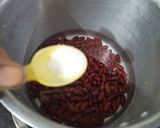 A picture of step 1 of Rajma Chawal.