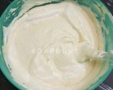 Foto langkah ke 5 dari resep CHIFFON TAPE SINGKONG KEJU metode santan dimasak dulu.