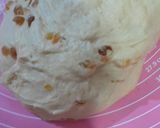 Foto langkah ke 5 dari resep Roti Tawar Kismis/ Raisin Bread.