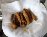 A picture of step 4 of Simple fish fingers with tartar sauce and coleslaw.