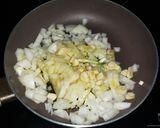Foto del paso 1 de la receta: Salsa para patatas bravas