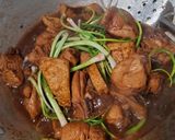 Foto langkah ke 9 dari resep Semur Ayam dan Tahu.