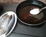 Foto langkah ke 2 dari resep Ikan kecap saus tiram.
