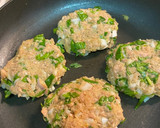 Foto del paso 3 de la receta: Hamburguesas de atún y espinacas