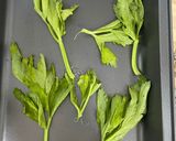 Foto del paso 1 de la receta: Sal de apio
