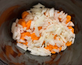 Foto del paso 1 de la receta: Aguja de novilla a la mostaza en crockpot
