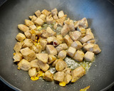 Foto del paso 2 de la receta: Solomillo de cerdo sobre cebolla caramelizada