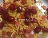 A picture of step 6 of Jain Khasta bhel.