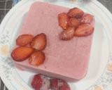 A picture of step 7 of Strawberry ice cream.