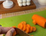 Foto langkah ke 1 dari resep Saffron Vegetables Soup.
