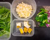 Foto langkah ke 1 dari resep Sayur bening.