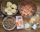 Tejszínes-karfiolos csirkeszósz (Gluténmentes) recept fázis 1 fotója