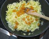 Une image de l'étape 2 de Butternut farci légumes et curry.