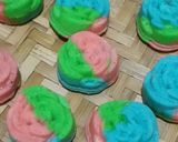 Foto langkah ke 4 dari resep Bolu kukus mawar lembut.
