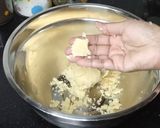 A picture of step 6 of Coconut Cookies.