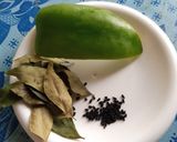 A picture of step 5 of Khatay aloo.